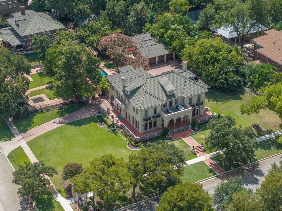 1001 Elizabeth Blvd.