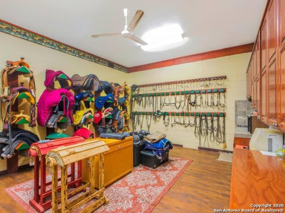 1626 Harper Road horse farm