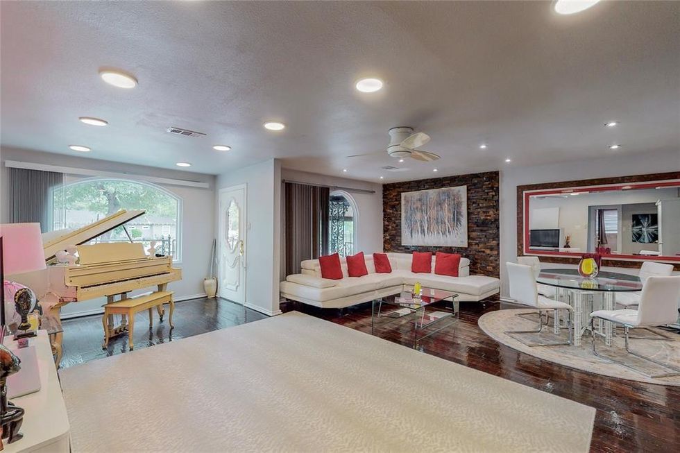 1809 Carl St., Fort Worth