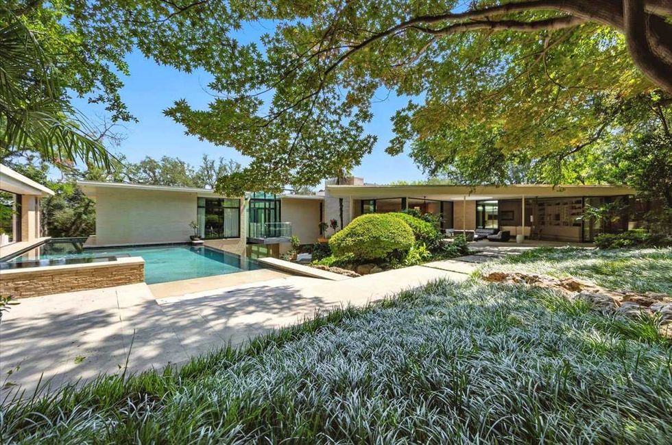 2100 Indian Creek Drive Westover Hills Fort Worth house