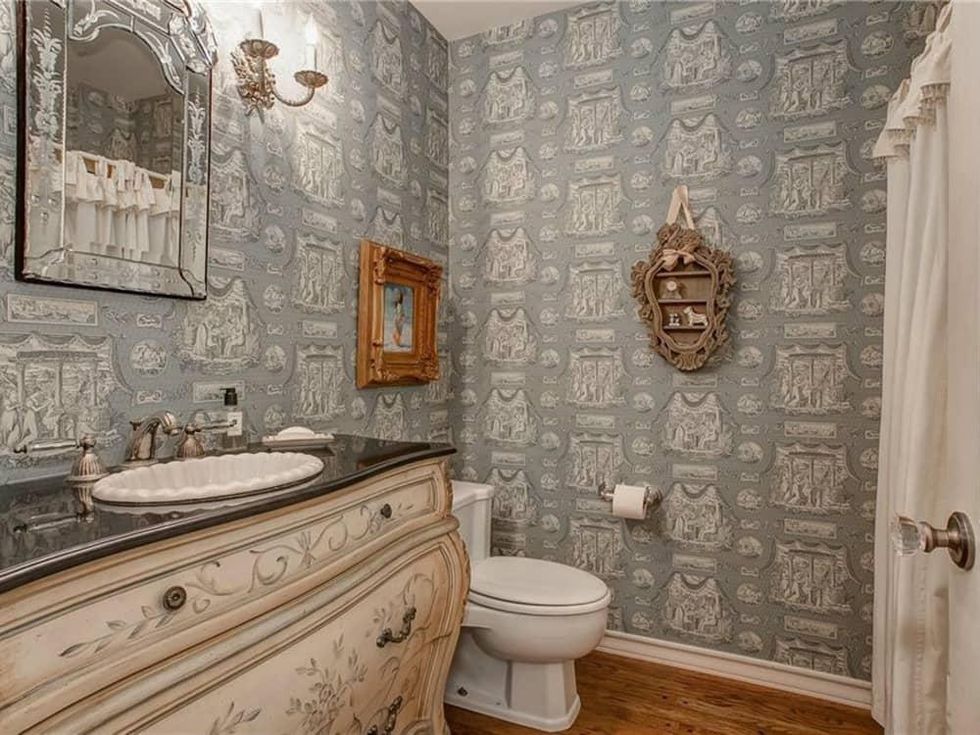 3601 Ledgeview Court, Bathroom1