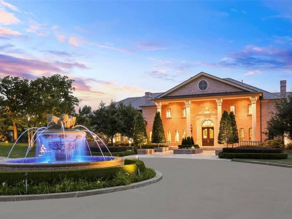 702 White Chapel Blvd., Southlake