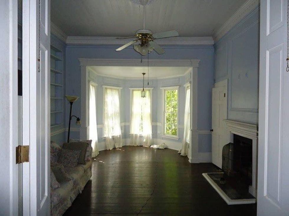 794 FM 2694, Shelbyville