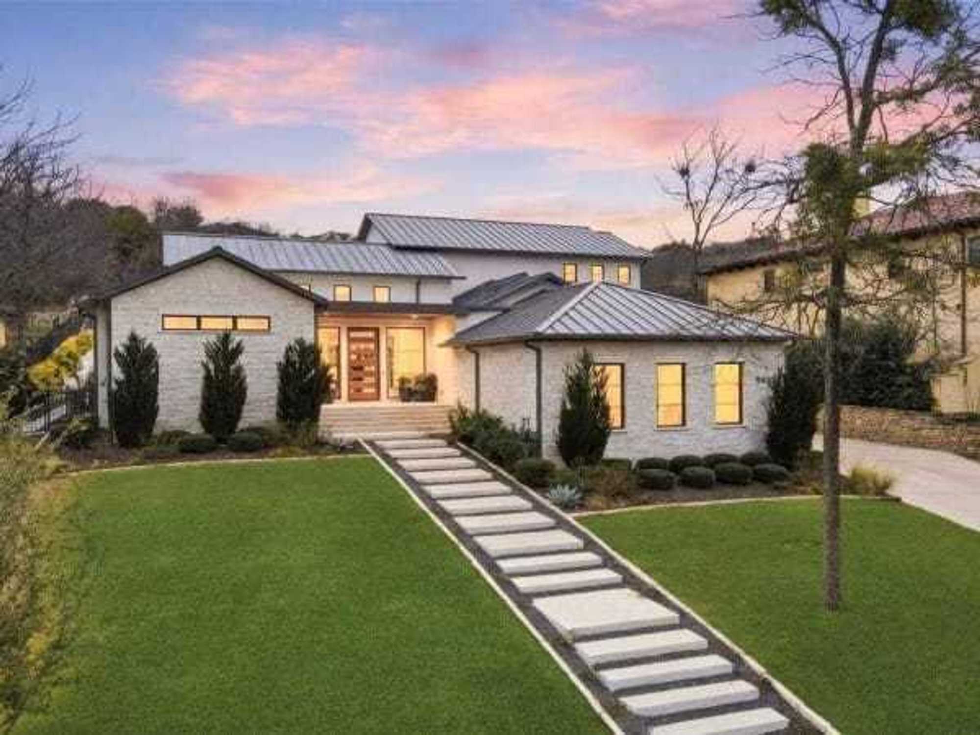 9433 Sagrada Park, Fort Worth luxury home for sale