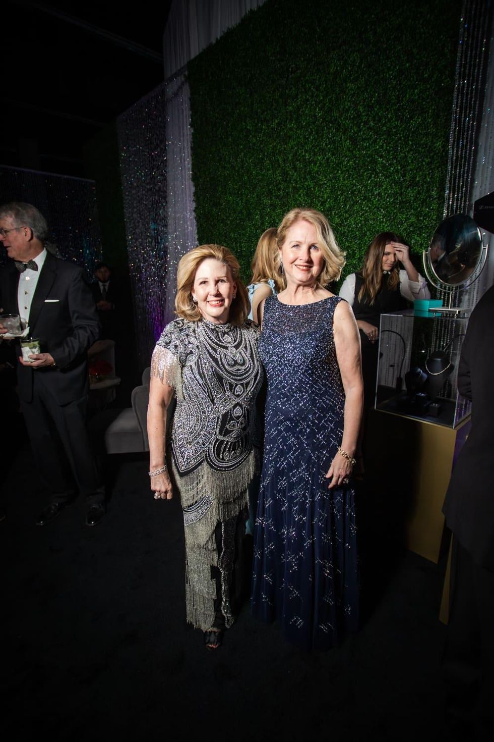 Anne Paup, Debbie Christie