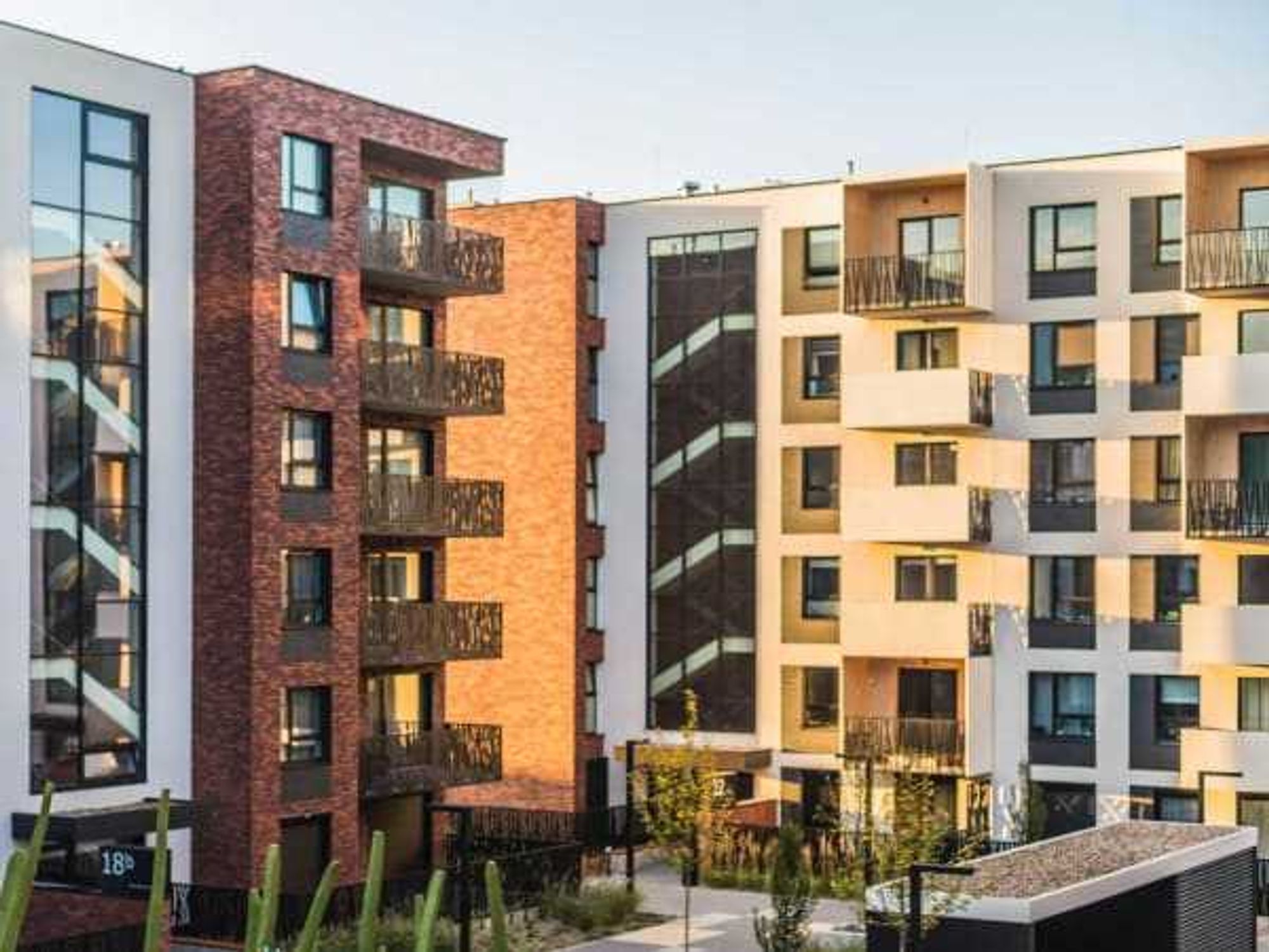 Apartment complex, rent prices