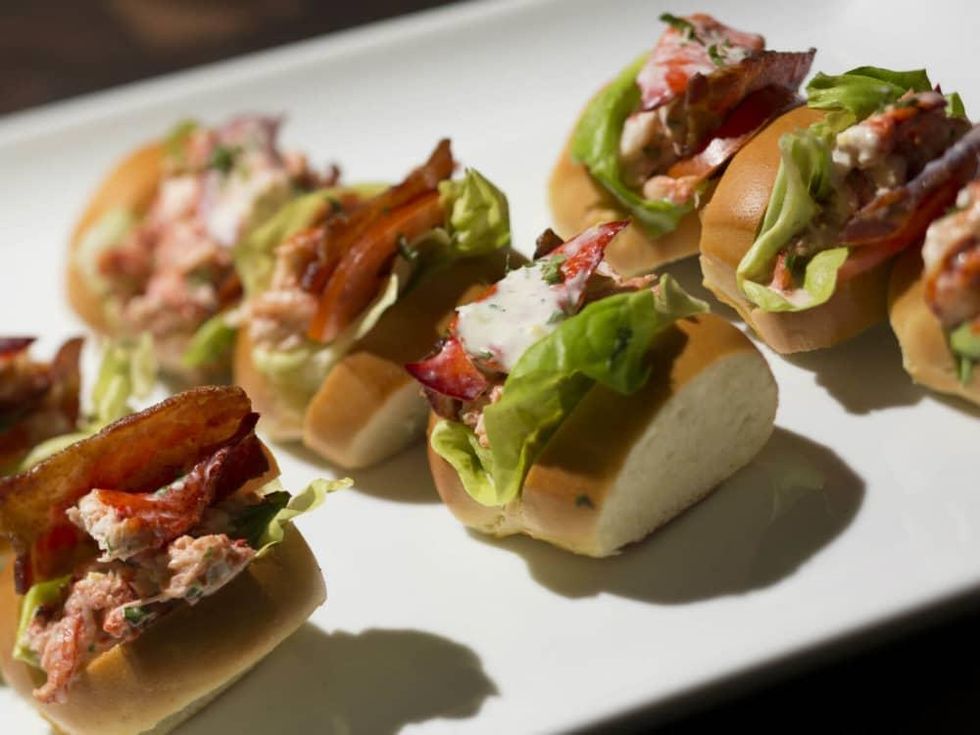 AT&T Stadium lobster rolls