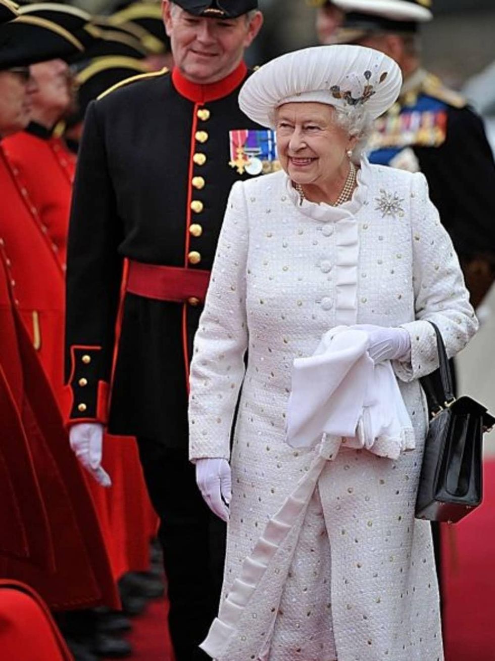 Austin Photo Set: News_cheryl_queens seamstress_june 2012_Queen Elizabeth