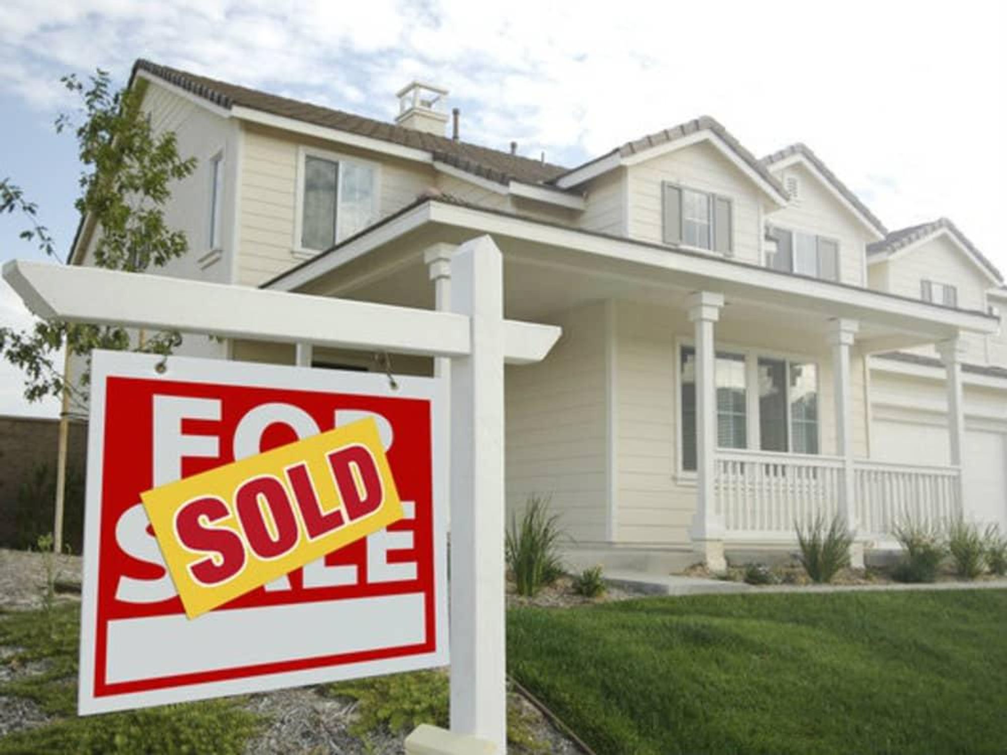 Austin Photo Set: News_steven_home buying need a job to qualify_may 2012_sold house