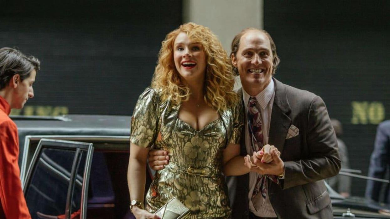 Bryce Dallas Howard and Matthew McConaughey in Gold