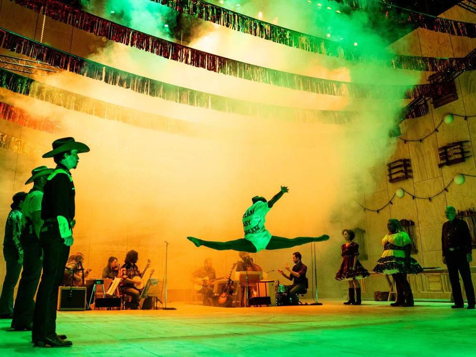 Cast of national tour of Oklahoma