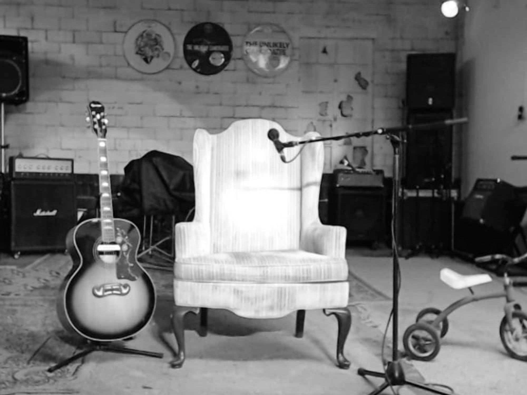 chair guitar