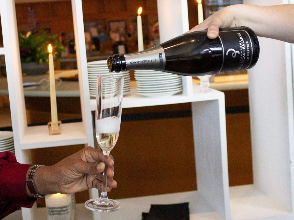 Champagne, Modern dinner