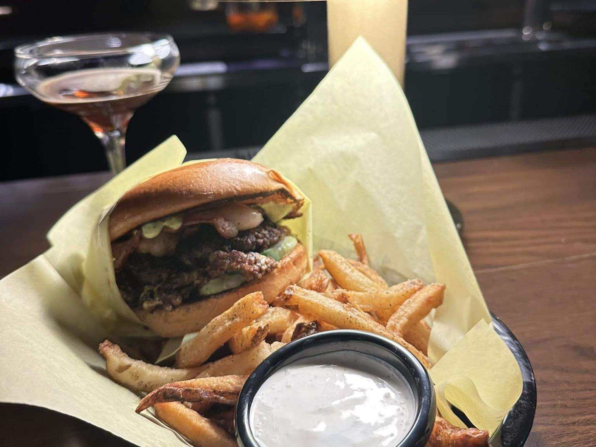 Crystal Springs Hideaway burger