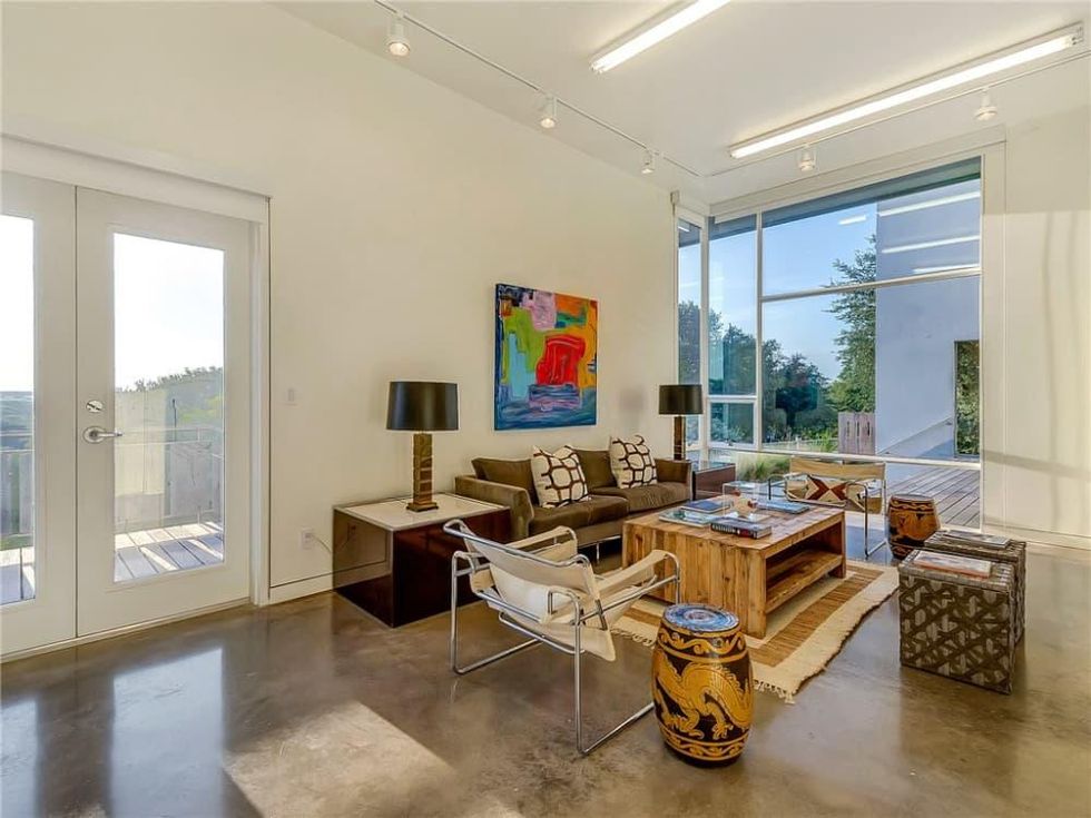 Den at 6628 Sahalee in Fort Worth