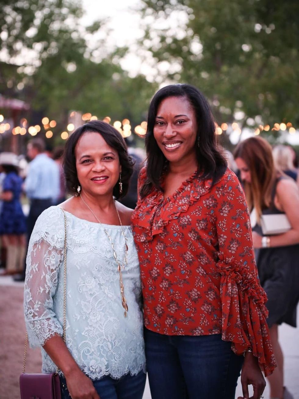 Diann Smith, Tegjula Hilburn