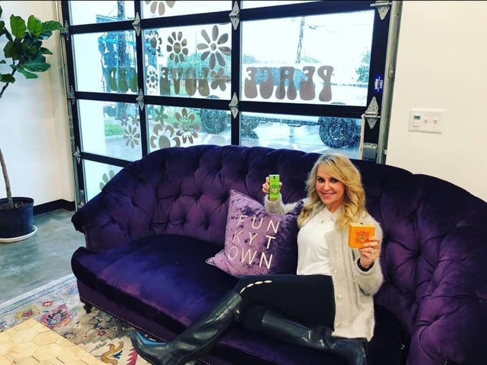 Dr. Lisa Gardner-Phillips, Thrive Apothecary