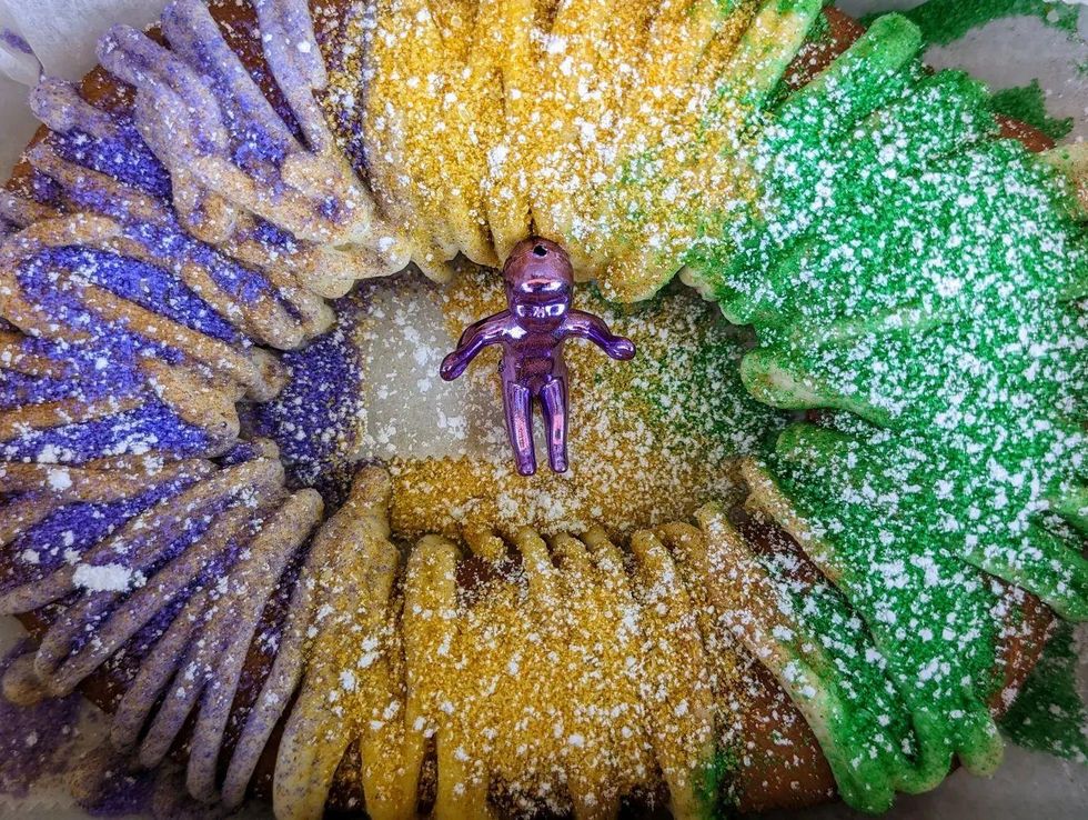 Dusty Biscuits king cake