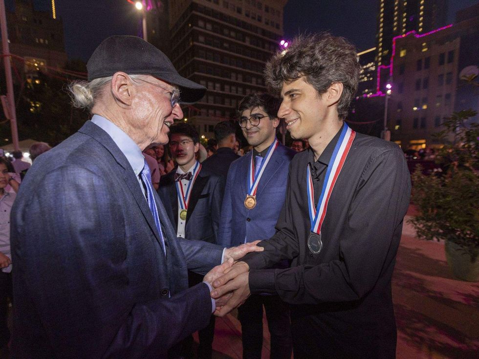 Ed Bass, Cliburn medalists