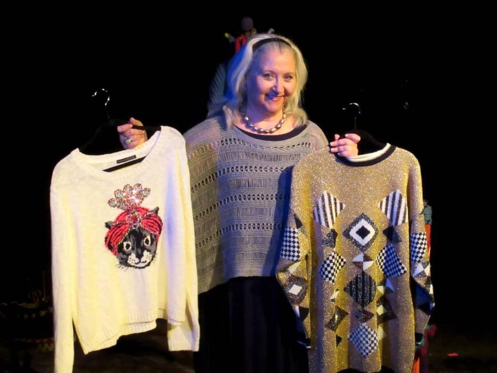 Elaine Liner in Sweater Curse