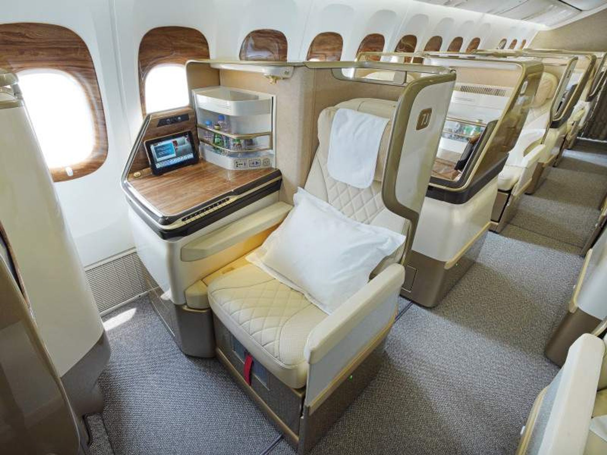 Emirates business class