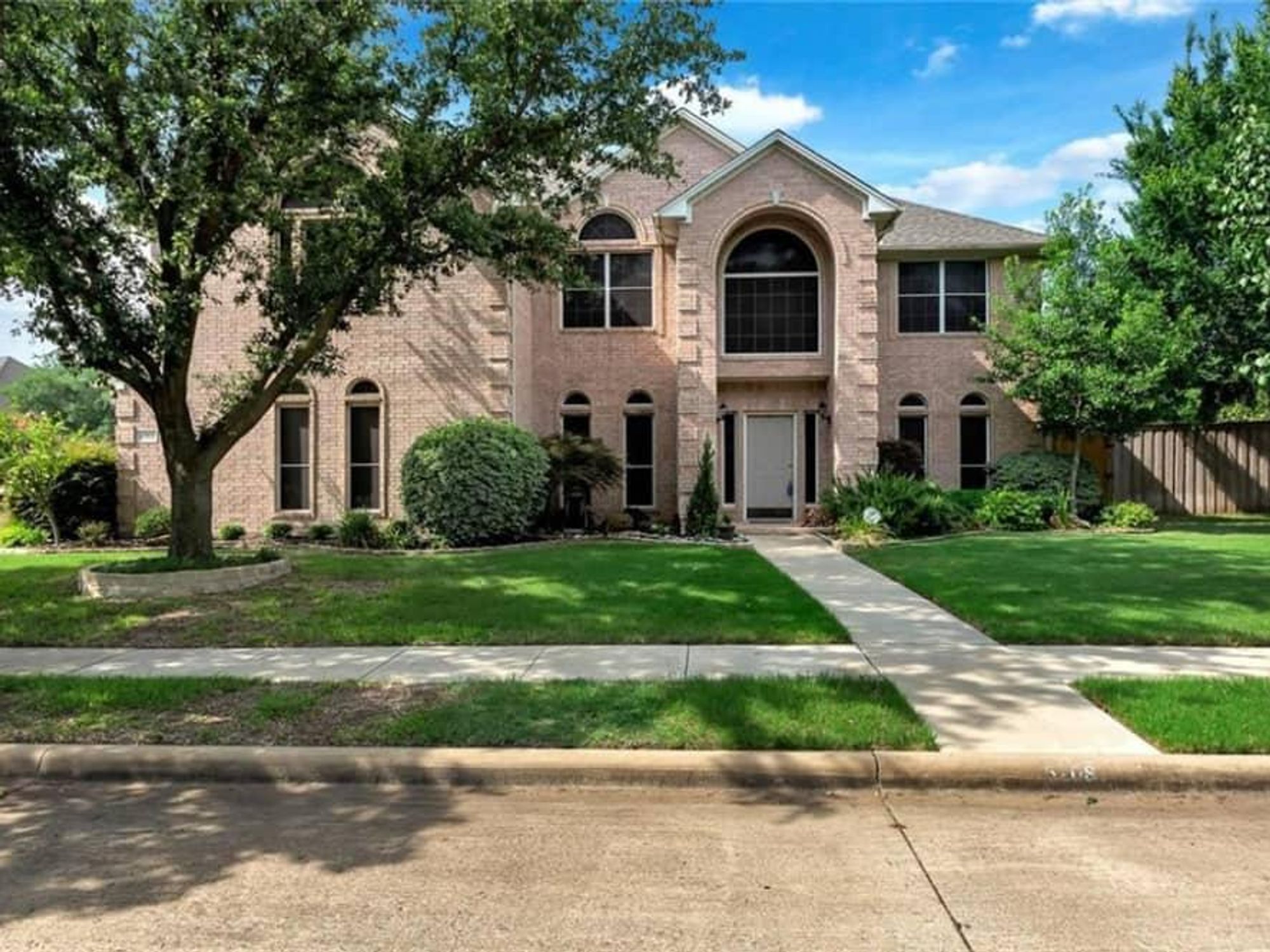 Fort Worth suburb Park Glen home for sale