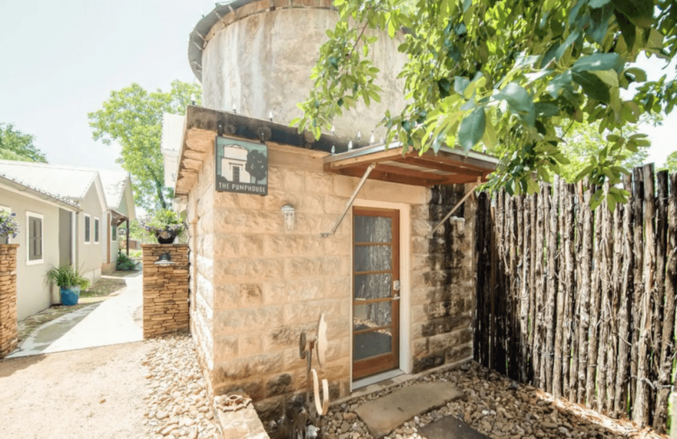 Fredericksburg airbnb pump house