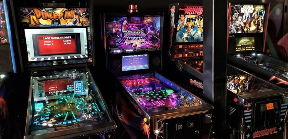 Free Play Arlington, arcade, pinball