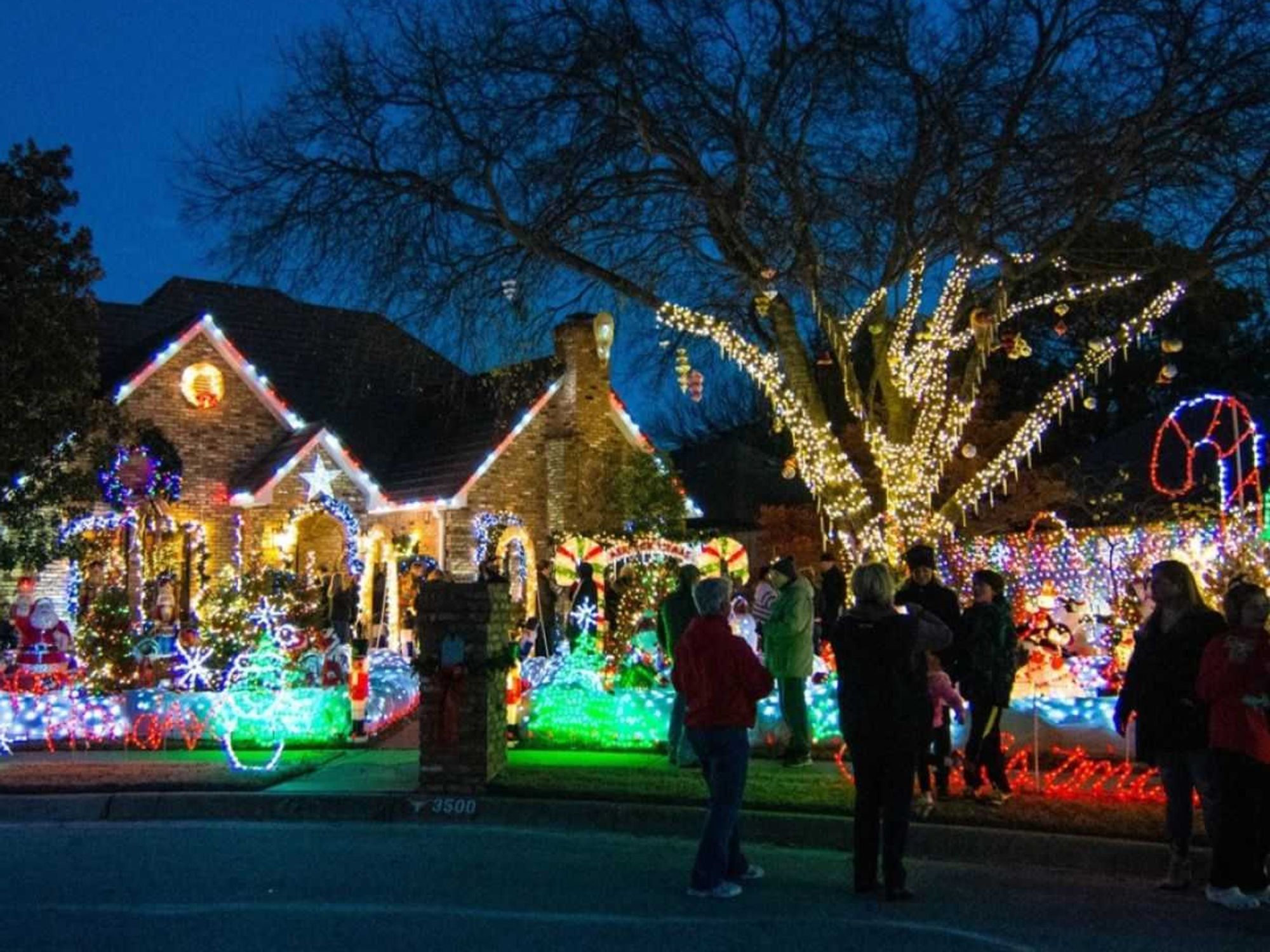 Glenbrook Christmas lights