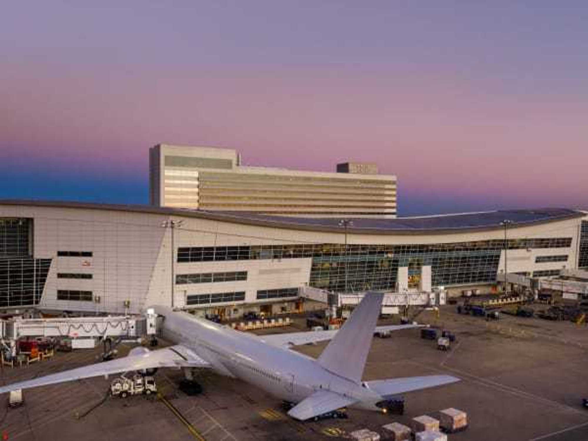 Grand Hyatt DFW Airport hotel