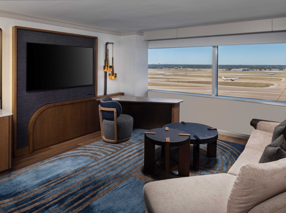 Grand Hyatt DFW renovated Suite Room