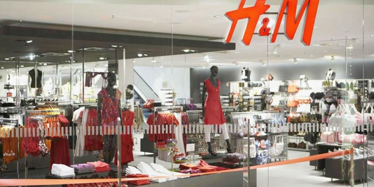 H&M Sale - Flemingate Shopping Centre