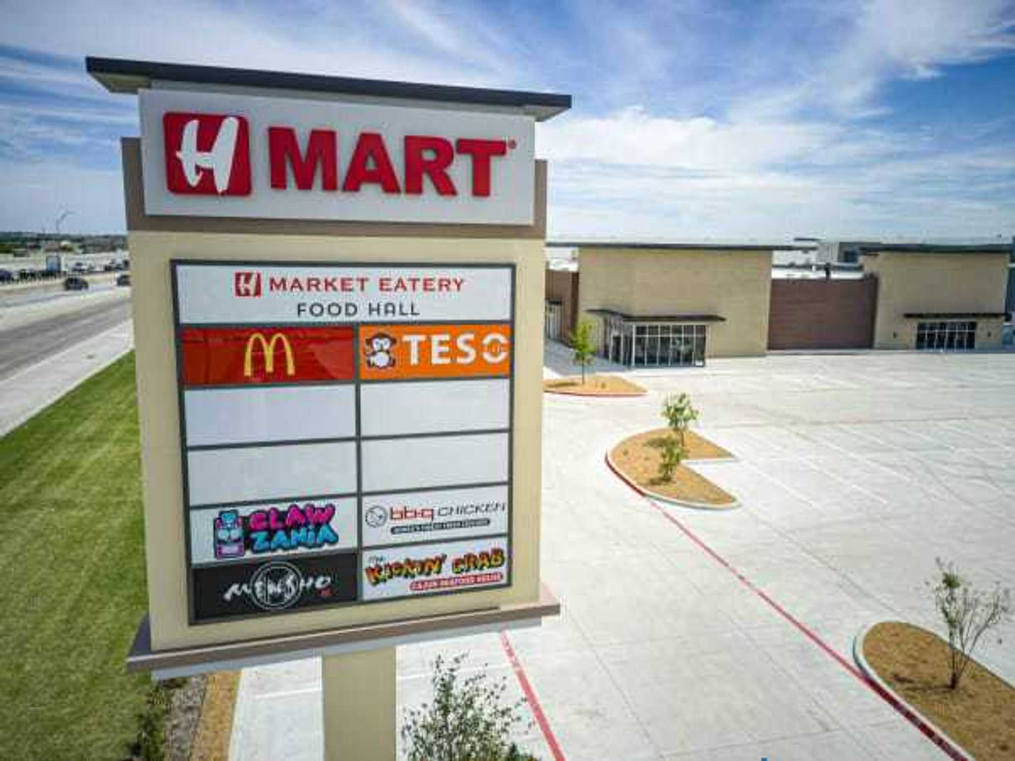 H Mart, H Mart Plaza Haltom City