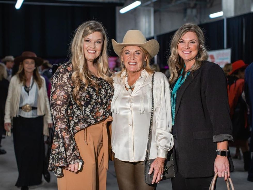 Haley Shurden, Brenda Van Newkark, Julie Christian