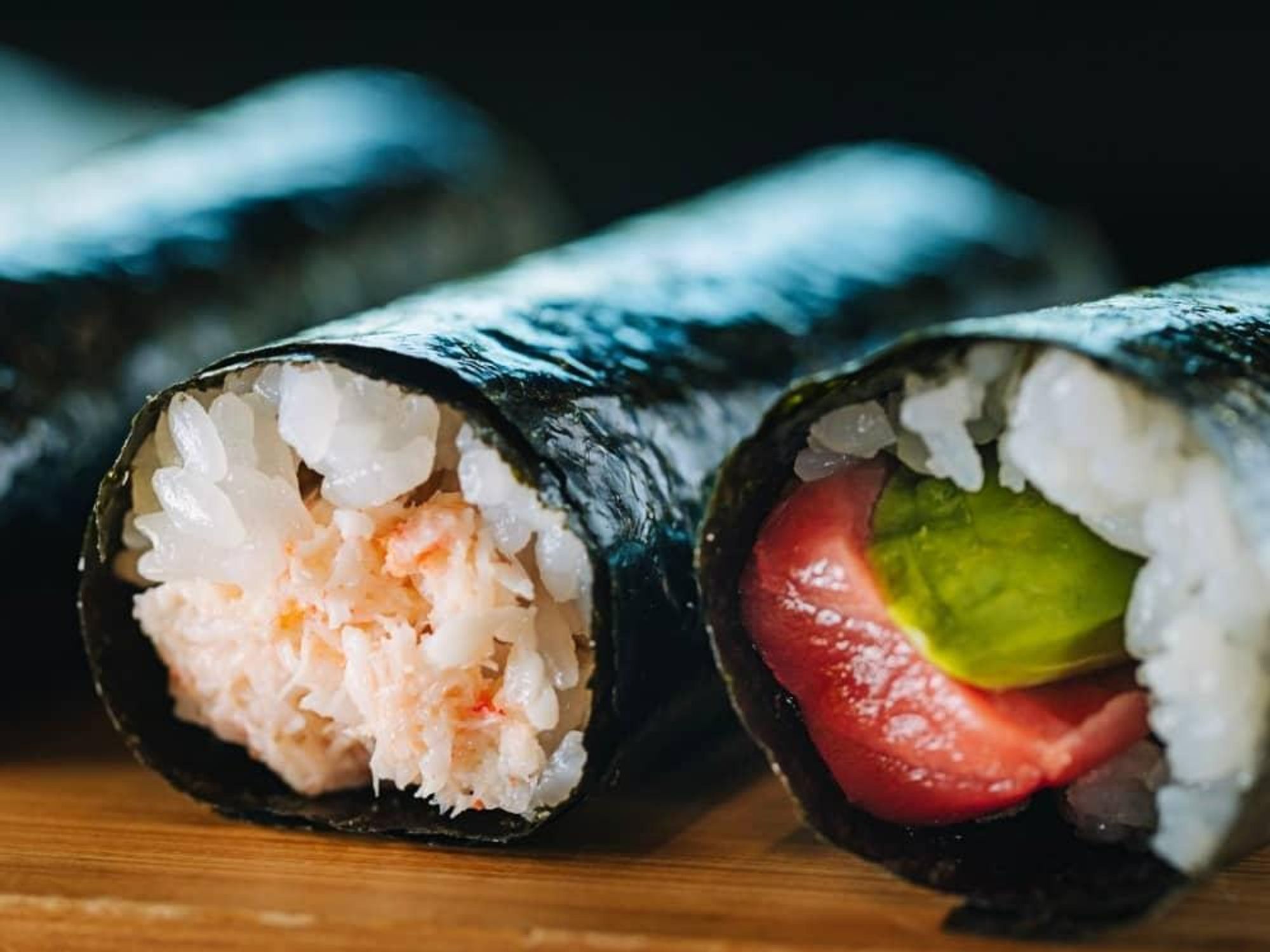 hand rolls sushi