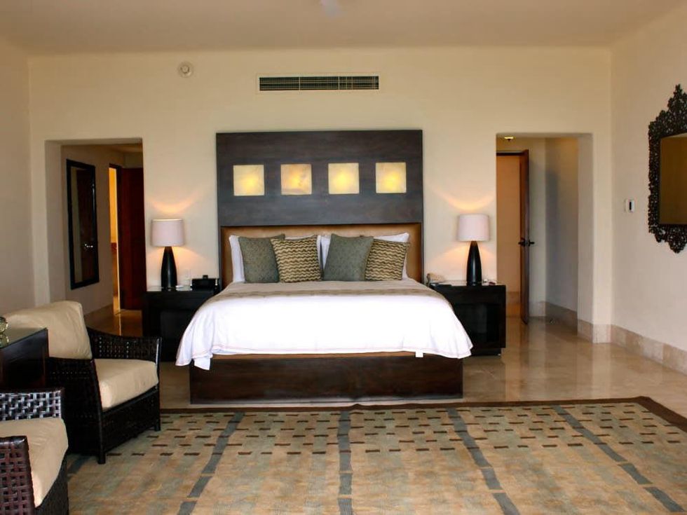 Houston, Four Seasons Resort Punta Mita suite, June 2015