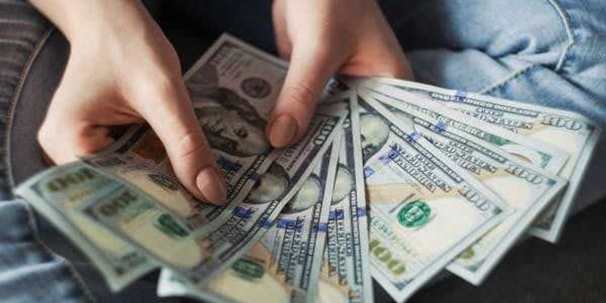 फोर्ट वर्थ और अन्य शीर्ष कहानियों में आराम से रहने के लिए आपको वेतन की आवश्यकता है