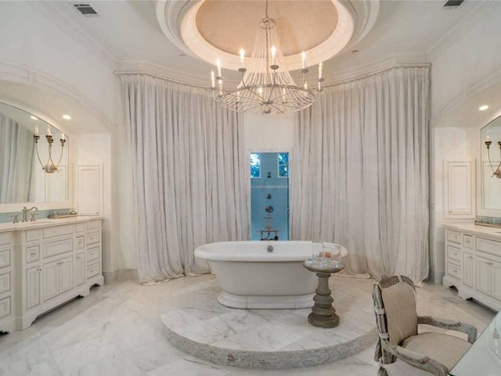 NFL Player Jason Witten Lists Home in Westlake, Texas, for $4.685 Million -  Mansion Global