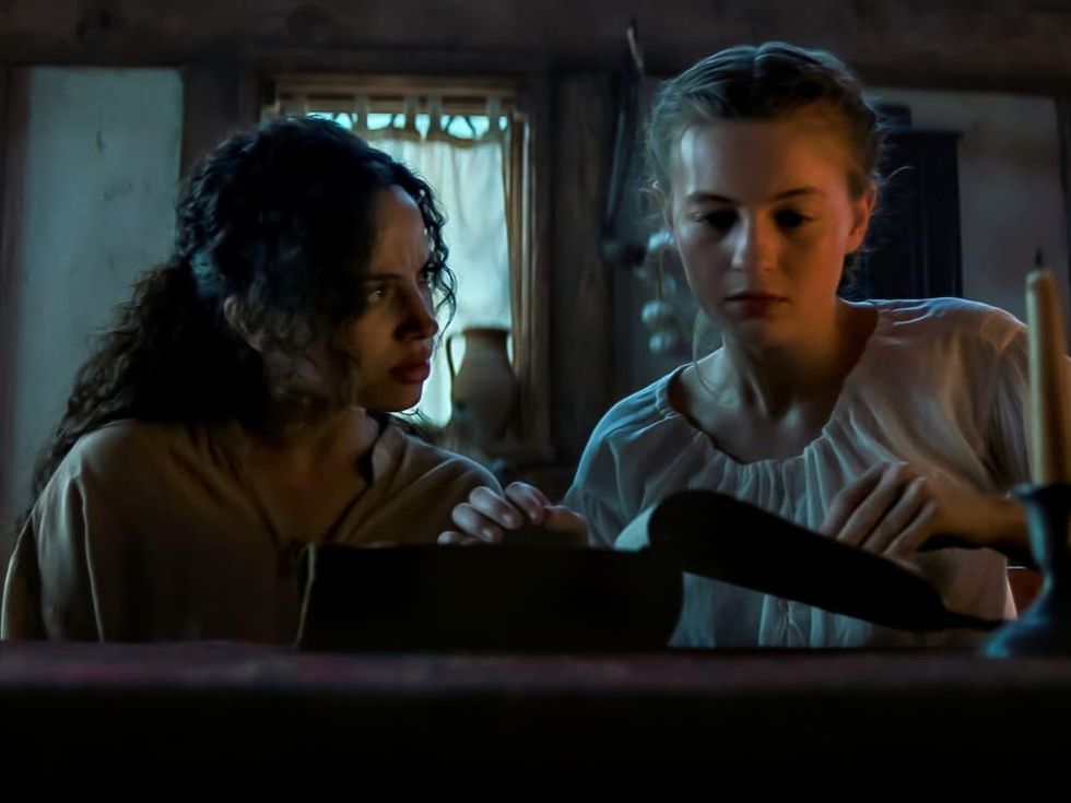 Kiara Medeira and Olivia Scott Welch in Fear Street Part Three: 1666