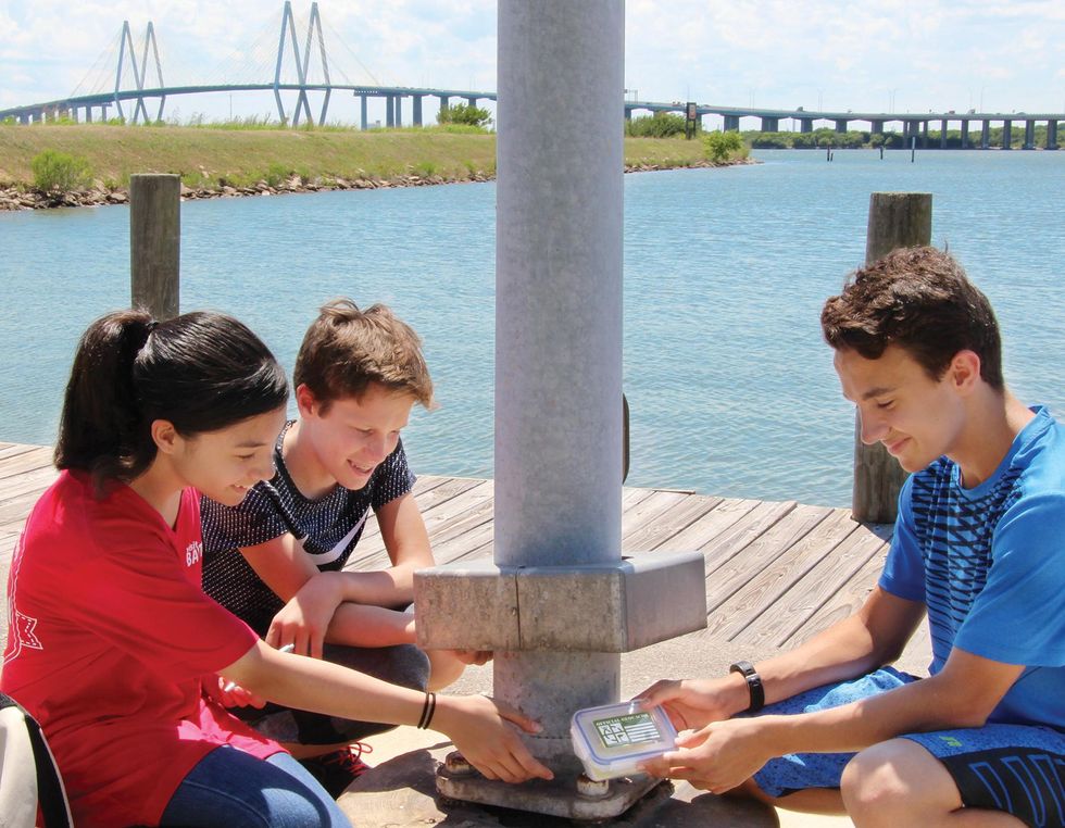Kids geocaching in Baytown