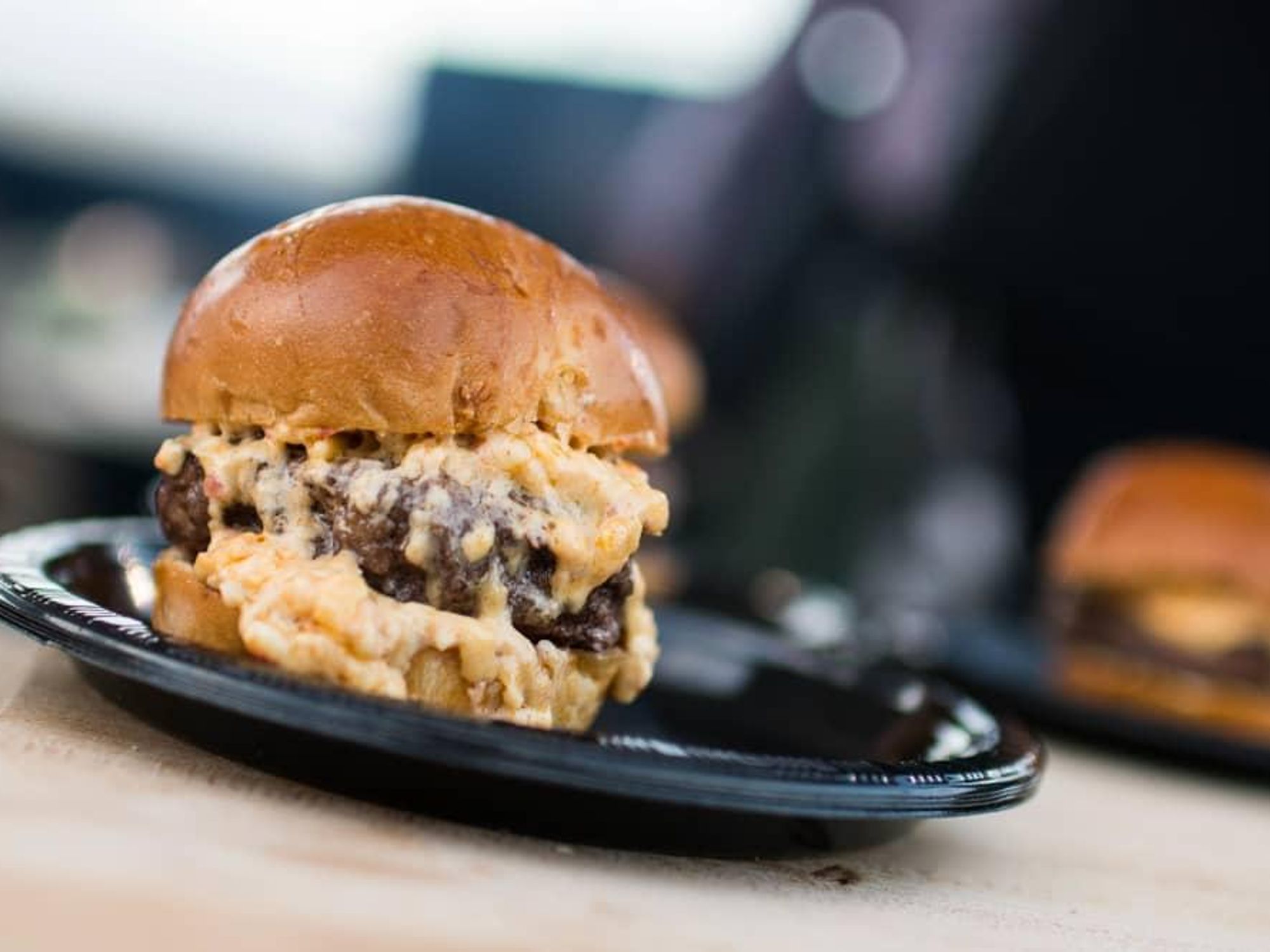 Knife pimento cheese burger