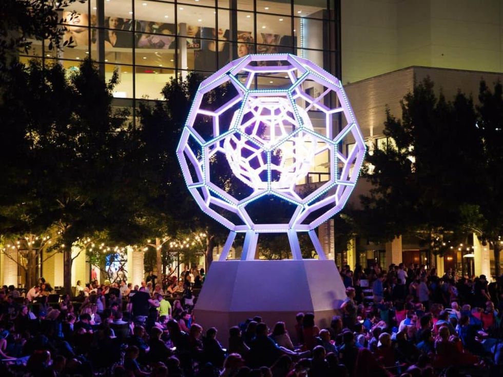 Leo Villareal Buckyball at NorthPark