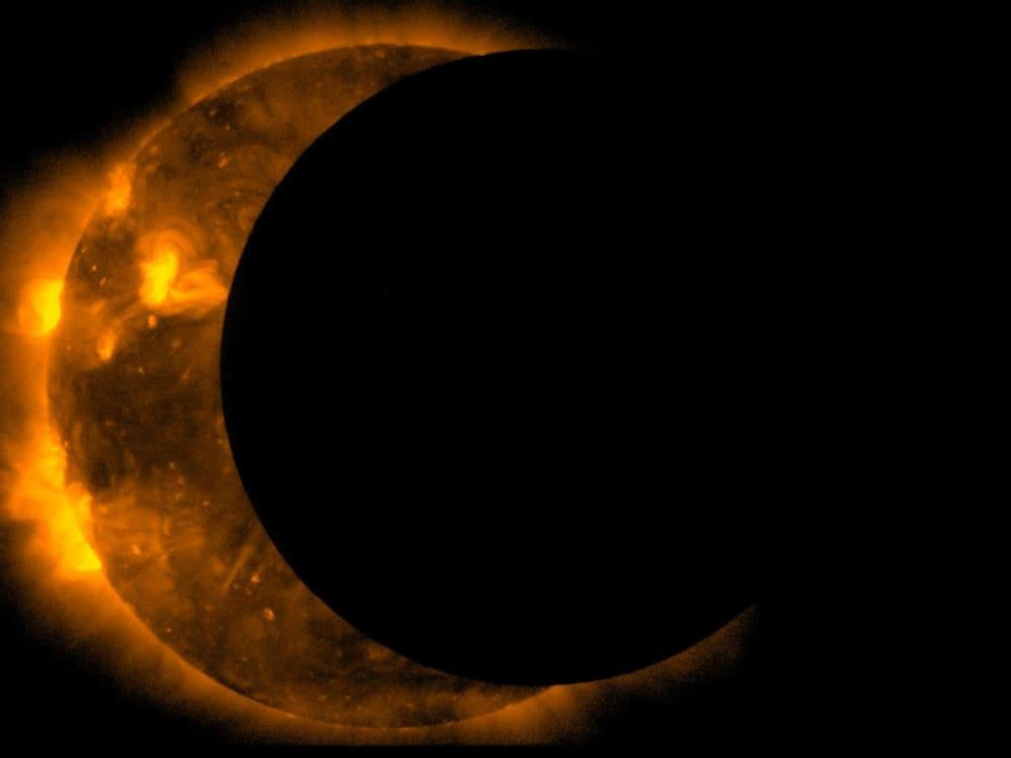 Lunar and Planetary Institute presents #EclipseOverHouston viewing