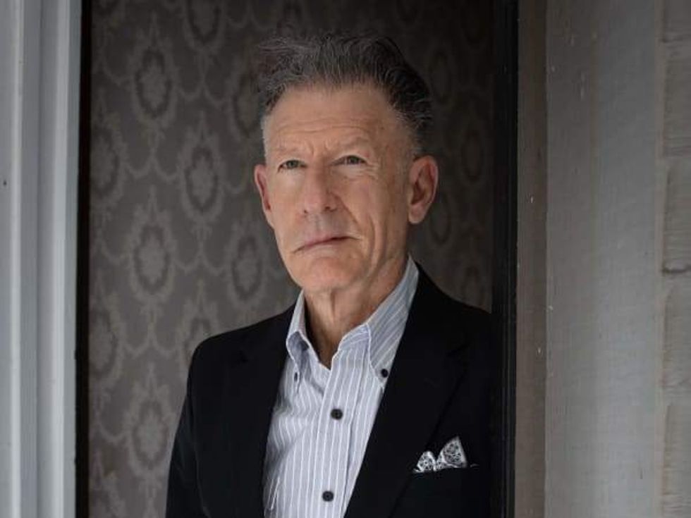 Lyle Lovett