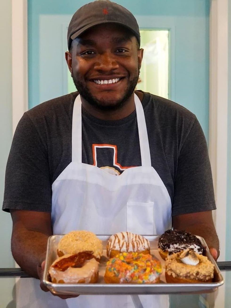 Melvin Robertson, Dough Boy Donuts