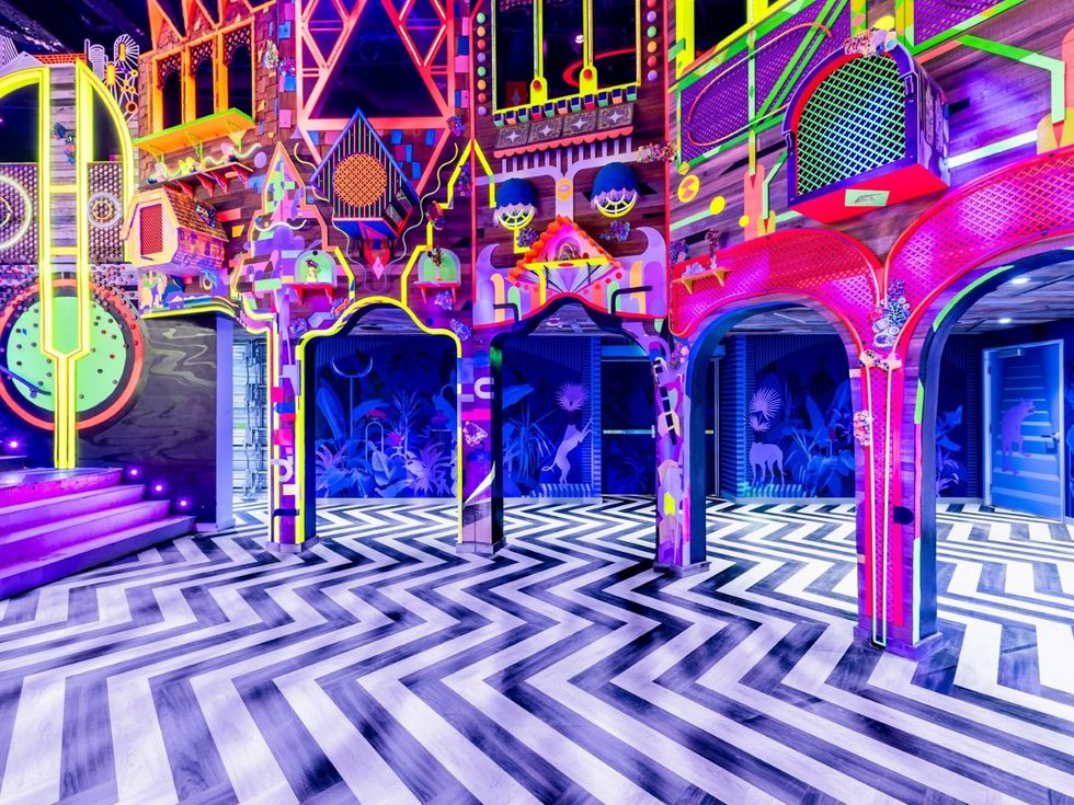 Meow Wolf Grapevine Mills, Real Unreal