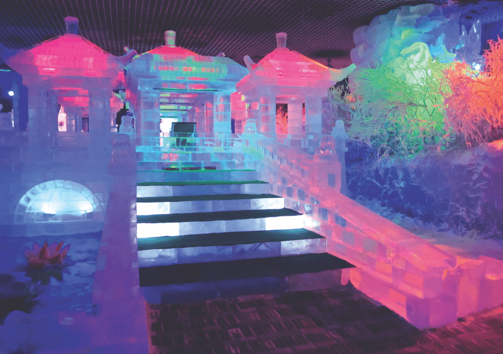 Moody Gardens Ice Sculpture