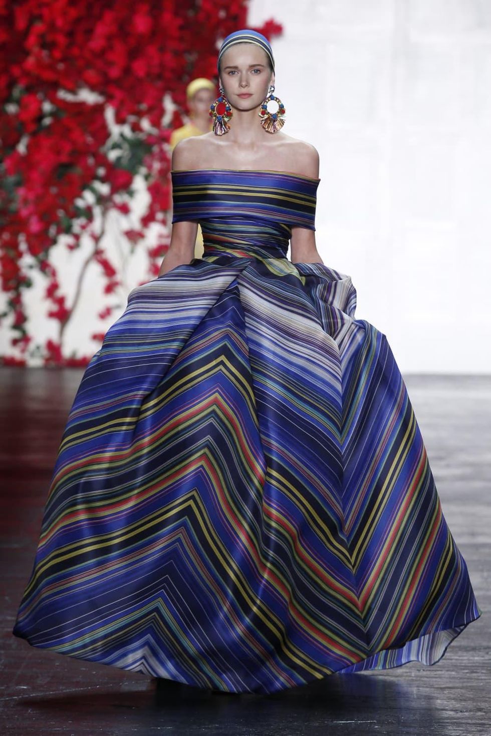 Naeem Khan spring summer 2016 collection look 15