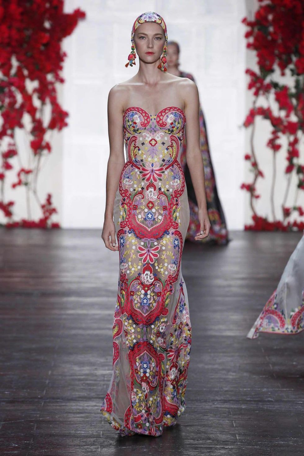 Naeem Khan spring summer 2016 collection look 2