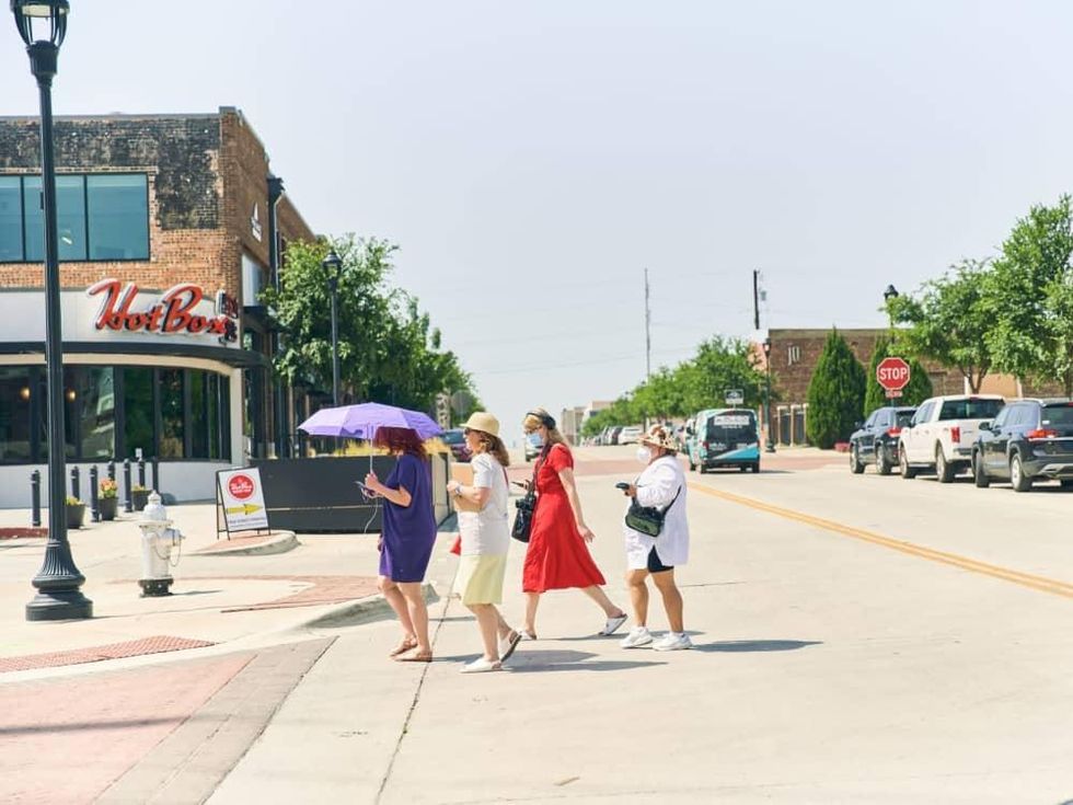 Neighborhood Leap app